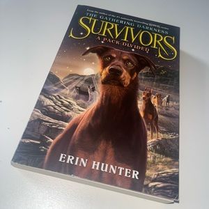 “Survivors” series by Erin Hunter, first two books of “The Gathering Darkness”